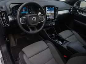 Volvo XC40 (2025) thumbnail 12