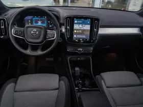 Volvo XC40 (2025) thumbnail 13