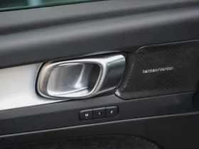 Volvo XC40 (2025) thumbnail 15