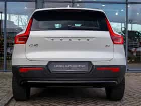 Volvo XC40 (2025) thumbnail 5