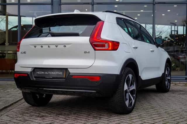 Volvo XC40 (2025) thumbnail 6