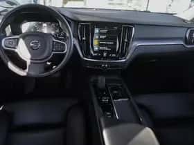 Volvo V60 (2022) thumbnail 13