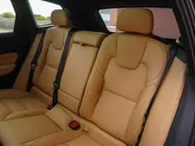 Volvo XC60 (2025) thumbnail 14