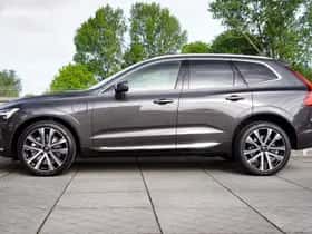 Volvo XC60 (2025) thumbnail 3