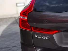 Volvo XC60 (2025) thumbnail 8