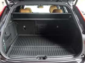 Volvo XC60 (2025) thumbnail 10