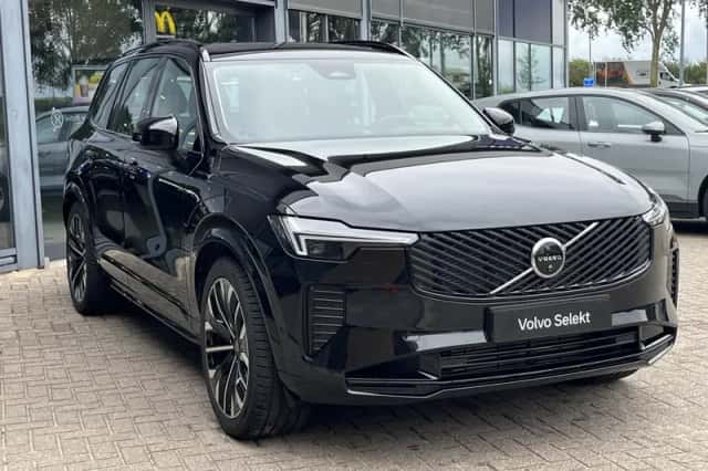 Volvo XC90 (2025) thumbnail 6