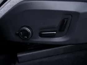Volvo XC90 (2024) thumbnail 16