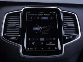 Volvo XC90 (2024) thumbnail 24