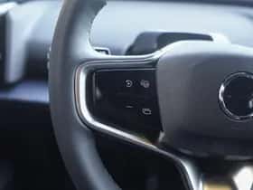 Volvo EX30 (2024) thumbnail 16