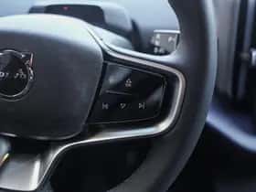 Volvo EX30 (2024) thumbnail 17