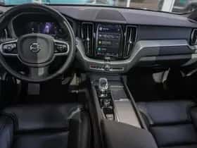 Volvo XC60 (2024) thumbnail 13