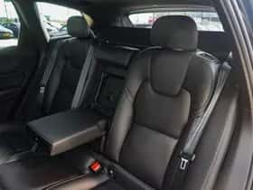 Volvo XC60 (2024) thumbnail 14