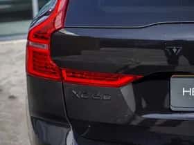 Volvo XC60 (2024) thumbnail 8