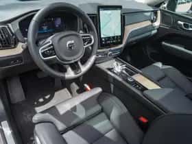 Volvo XC60 (2025) thumbnail 12