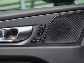 Volvo XC60 (2025) thumbnail 15