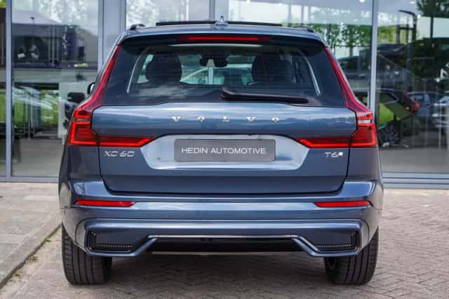 Volvo XC60 (2025) thumbnail 5