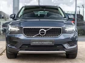 Volvo XC40 (2022) thumbnail 2