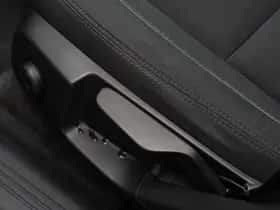 Volvo XC40 (2022) thumbnail 15