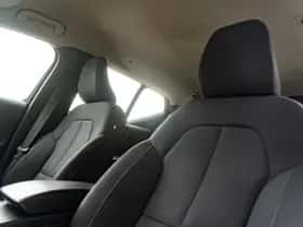 Volvo XC40 (2022) thumbnail 16