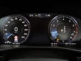 Volvo XC40 (2022) thumbnail 17