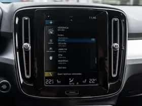 Volvo XC40 (2022) thumbnail 22