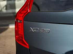 Volvo XC90 (2022) thumbnail 8