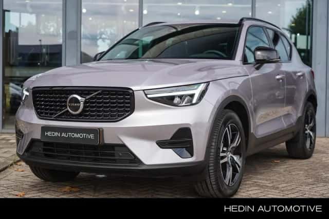 Volvo XC40 (2026) thumbnail 1