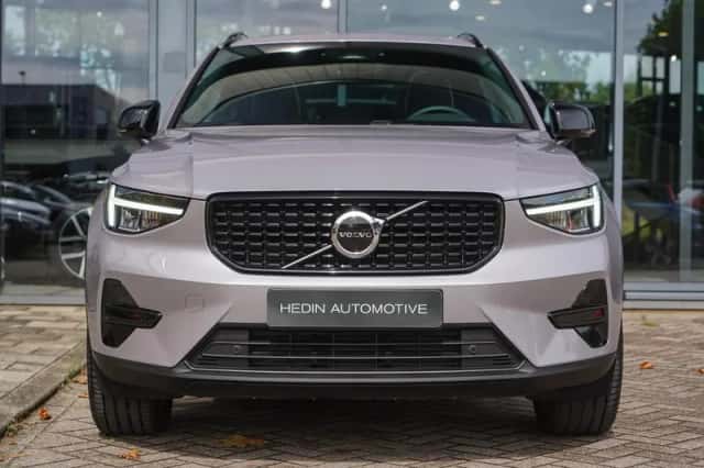 Volvo XC40 (2026) thumbnail 2