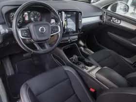 Volvo XC40 (2018) thumbnail 12