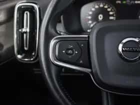 Volvo XC40 (2018) thumbnail 18