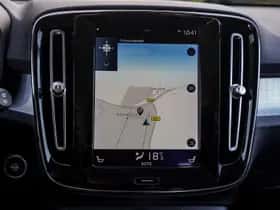 Volvo XC40 (2018) thumbnail 21