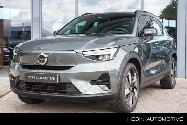 Volvo EX40 (2026) thumbnail 1