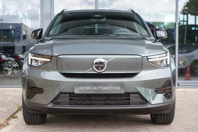 Volvo EX40 (2026) thumbnail 2