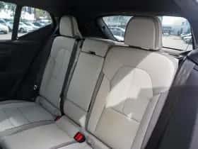 Volvo EX40 (2025) thumbnail 16