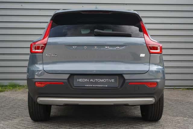 Volvo XC40 (2021) thumbnail 5