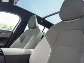 Volvo EX30 (2025) thumbnail 16