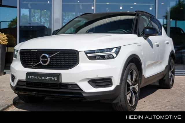 Volvo XC40 (2021) thumbnail 1