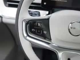 Volvo EX90 (2025) thumbnail 19