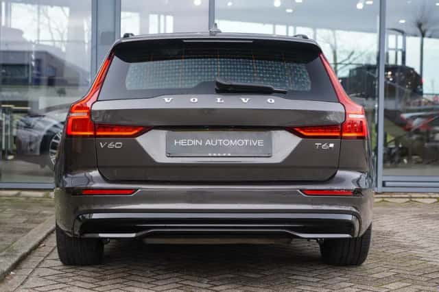 Volvo V60 (2025) thumbnail 5