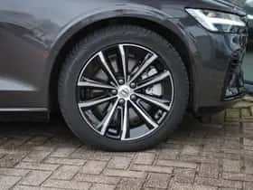 Volvo V60 (2025) thumbnail 7