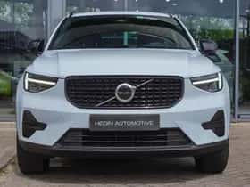 Volvo XC40 (2025) thumbnail 2