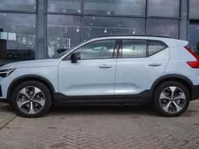 Volvo XC40 (2025) thumbnail 3