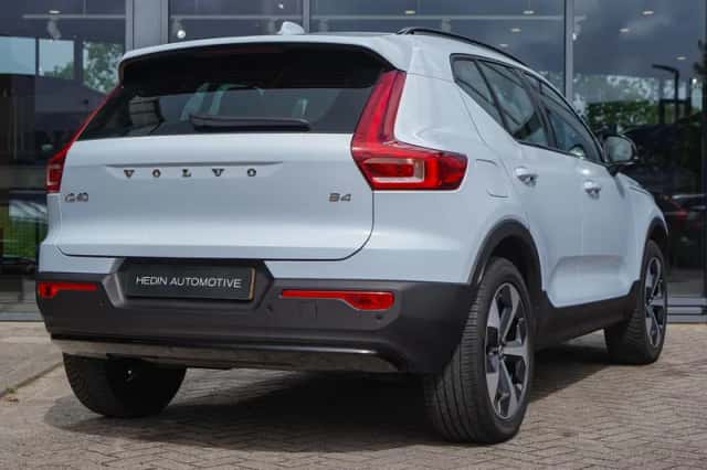 Volvo XC40 (2025) thumbnail 6