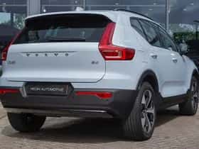 Volvo XC40 (2025) thumbnail 6