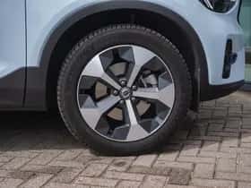 Volvo XC40 (2025) thumbnail 7