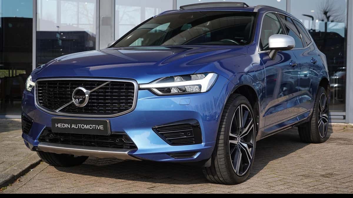 Volvo XC60 (2018) — foto 1
