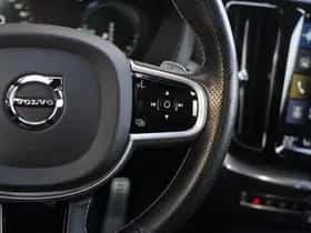 Volvo XC60 (2018) thumbnail 23