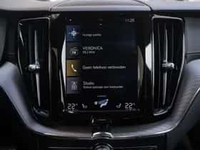 Volvo XC60 (2018) thumbnail 24