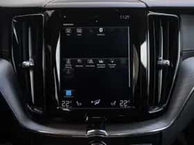 Volvo XC60 (2018) thumbnail 30